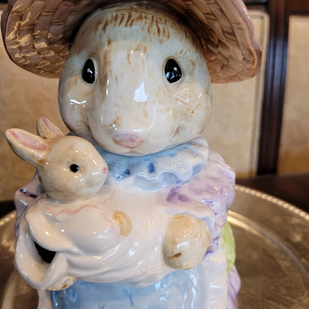 Fitz and Floyd Bunny Hollow Tea Pot With Lid Rabbits Garden Hand-Painted